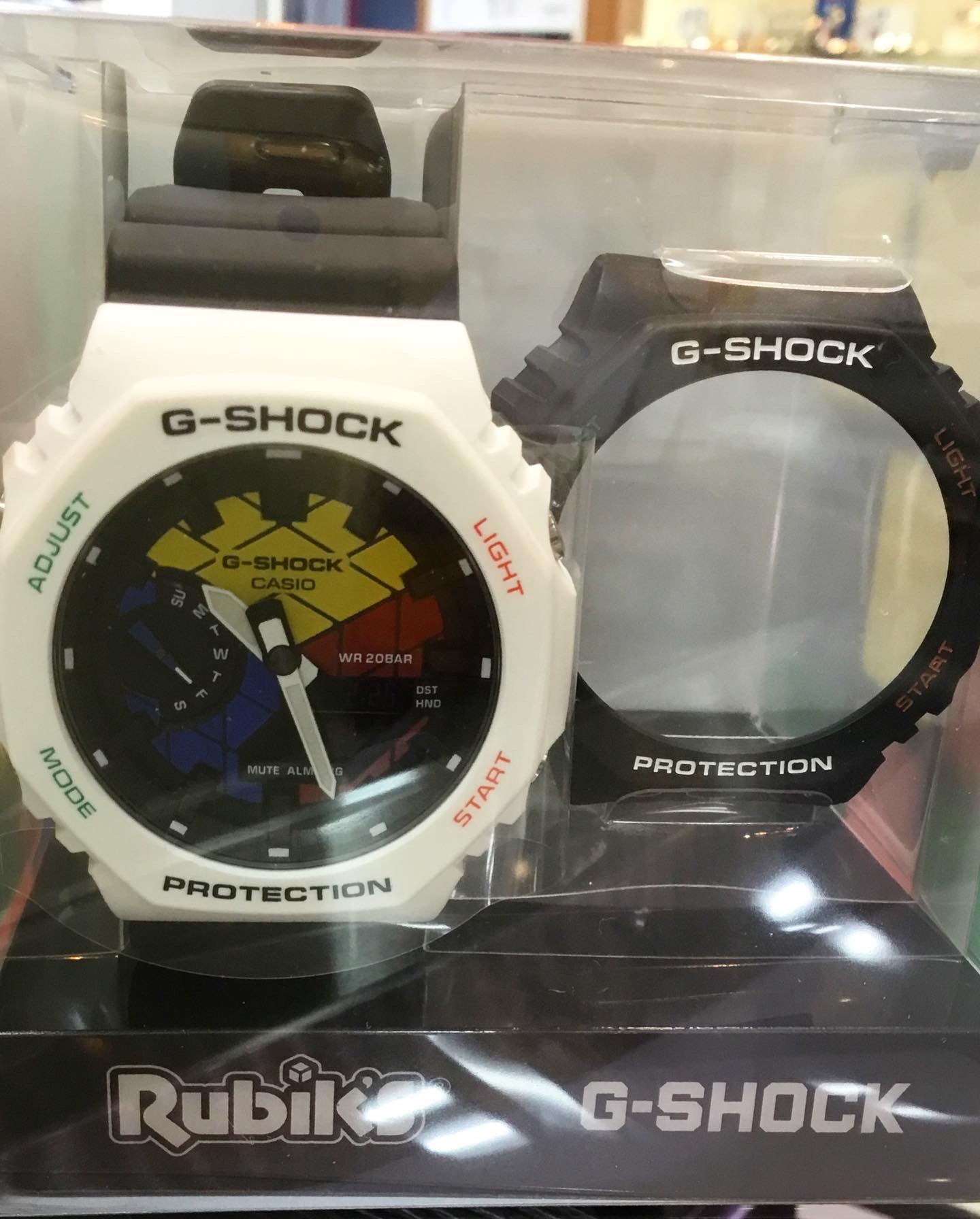 G-SHOCK × ルービックキューブ コラボレーションモデルが登場